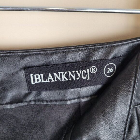 Blank NYC Faux Leather Pleated Trousers Cropped Pants Black Size 26 - Picture 14 of 14